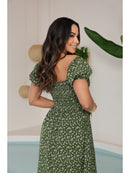 Vestido Midi Floral Ombro a Ombro com Decote e Elastex