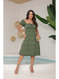 Vestido Midi Floral Ombro a Ombro com Decote e Elastex